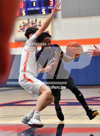 Thumbnail 3 in Garfield @ Eastside Catholic photogallery.