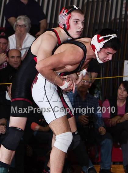 Thumbnail 2 in FCIAC Championships photogallery.