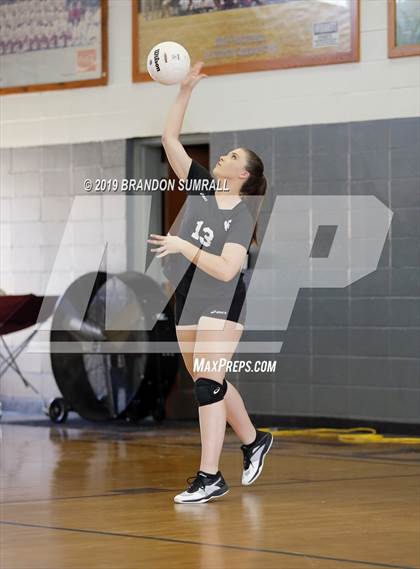 Thumbnail 3 in Chilton County vs Isabella (Chilton County Tournament) photogallery.