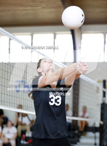 Thumbnail 3 in Chilton County vs Isabella (Chilton County Tournament) photogallery.