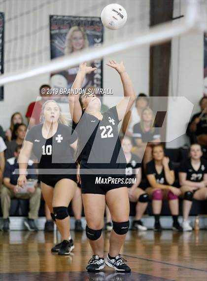 Thumbnail 3 in Chilton County vs Isabella (Chilton County Tournament) photogallery.