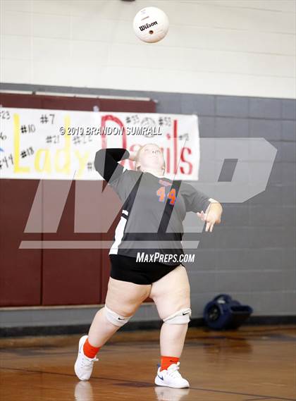 Thumbnail 1 in Chilton County vs Isabella (Chilton County Tournament) photogallery.