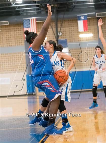 Thumbnail 2 in San Angelo Central vs. Del Rio (SAISD Tournament) photogallery.