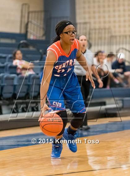Thumbnail 1 in San Angelo Central vs. Del Rio (SAISD Tournament) photogallery.