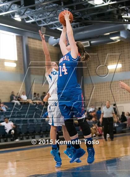 Thumbnail 3 in San Angelo Central vs. Del Rio (SAISD Tournament) photogallery.