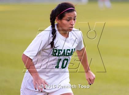 Thumbnail 2 in O'Connor vs. Reagan (NEISD Tournament) photogallery.