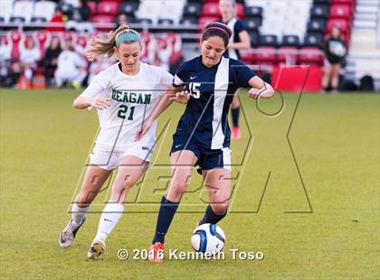 Thumbnail 2 in O'Connor vs. Reagan (NEISD Tournament) photogallery.