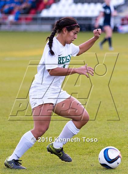 Thumbnail 2 in O'Connor vs. Reagan (NEISD Tournament) photogallery.