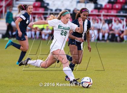 Thumbnail 2 in O'Connor vs. Reagan (NEISD Tournament) photogallery.