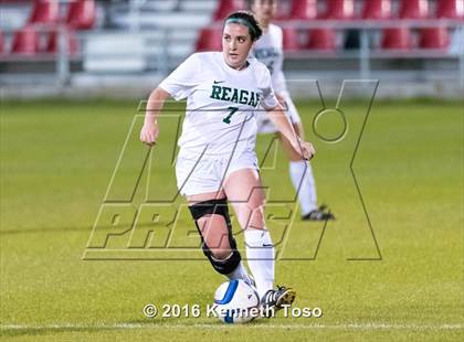 Thumbnail 3 in O'Connor vs. Reagan (NEISD Tournament) photogallery.