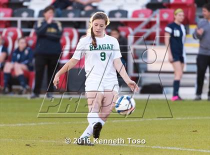Thumbnail 3 in O'Connor vs. Reagan (NEISD Tournament) photogallery.