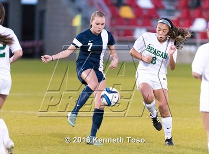 Thumbnail 2 in O'Connor vs. Reagan (NEISD Tournament) photogallery.