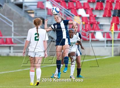 Thumbnail 2 in O'Connor vs. Reagan (NEISD Tournament) photogallery.