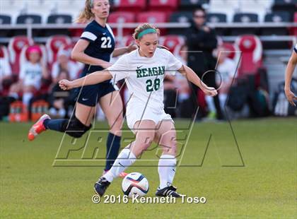 Thumbnail 2 in O'Connor vs. Reagan (NEISD Tournament) photogallery.