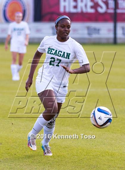 Thumbnail 3 in O'Connor vs. Reagan (NEISD Tournament) photogallery.