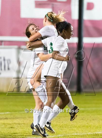 Thumbnail 3 in O'Connor vs. Reagan (NEISD Tournament) photogallery.