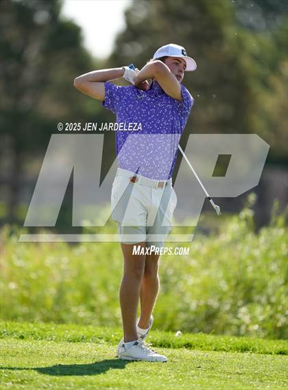 Thumbnail 2 in 2025 Falcon Invitational photogallery.