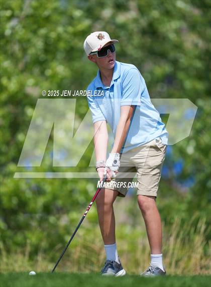 Thumbnail 2 in 2025 Falcon Invitational photogallery.