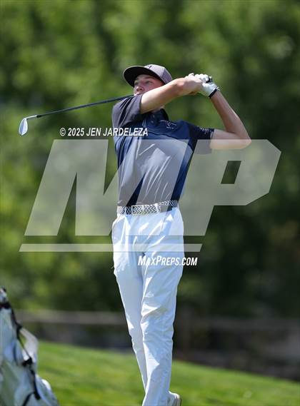 Thumbnail 2 in 2025 Falcon Invitational photogallery.
