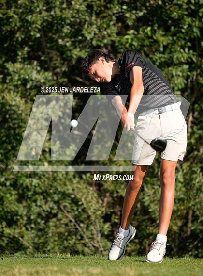 Thumbnail 2 in 2025 Falcon Invitational photogallery.