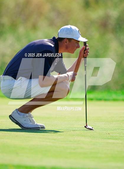 Thumbnail 3 in 2025 Falcon Invitational photogallery.