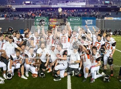 Thumbnail 2 in Kalama vs. Napavine (WIAA 2B Final)  photogallery.