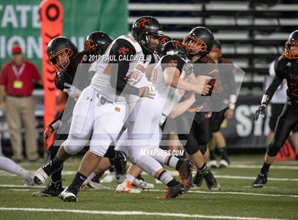 Thumbnail 3 in Kalama vs. Napavine (WIAA 2B Final)  photogallery.
