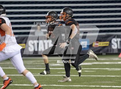 Thumbnail 2 in Kalama vs. Napavine (WIAA 2B Final)  photogallery.