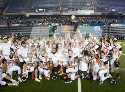 Thumbnail 1 in Kalama vs. Napavine (WIAA 2B Final)  photogallery.
