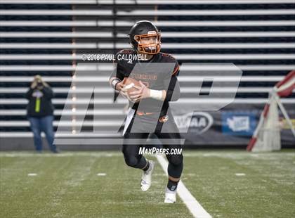 Thumbnail 2 in Kalama vs. Napavine (WIAA 2B Final)  photogallery.