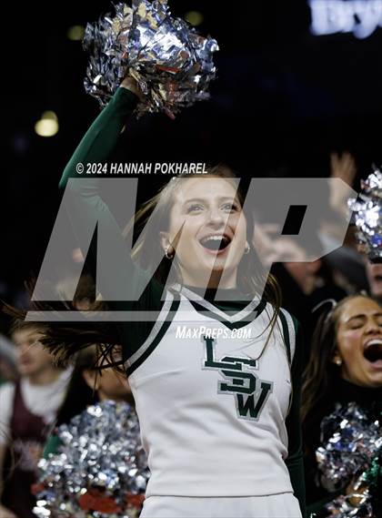 Thumbnail 1 in Lincoln Southwest vs. Lincoln Southeast (NSAA Class A Quarterfinal) photogallery.