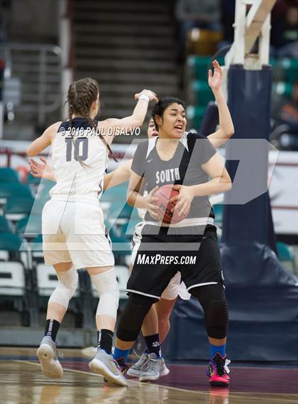 Thumbnail 2 in Pueblo South vs. Evergreen (CHSAA 4A State Final) photogallery.