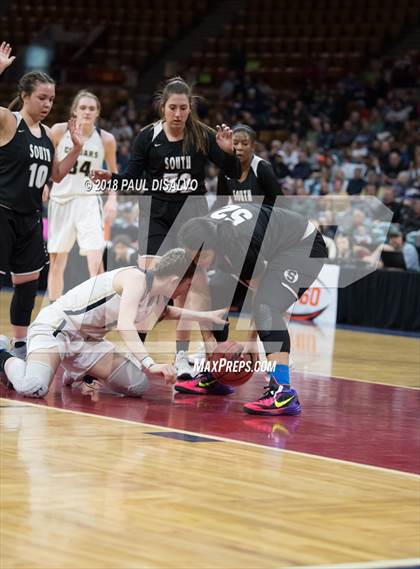 Thumbnail 1 in Pueblo South vs. Evergreen (CHSAA 4A State Final) photogallery.
