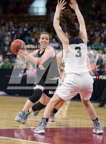 Thumbnail 3 in Pueblo South vs. Evergreen (CHSAA 4A State Final) photogallery.