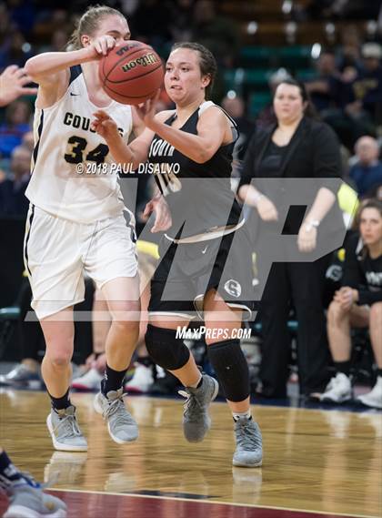 Thumbnail 2 in Pueblo South vs. Evergreen (CHSAA 4A State Final) photogallery.