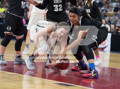 Thumbnail 2 in Pueblo South vs. Evergreen (CHSAA 4A State Final) photogallery.