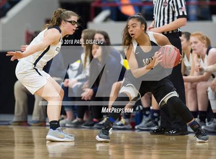 Thumbnail 3 in Pueblo South vs. Evergreen (CHSAA 4A State Final) photogallery.