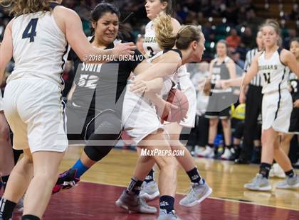 Thumbnail 2 in Pueblo South vs. Evergreen (CHSAA 4A State Final) photogallery.