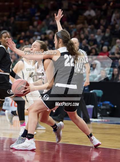 Thumbnail 2 in Pueblo South vs. Evergreen (CHSAA 4A State Final) photogallery.