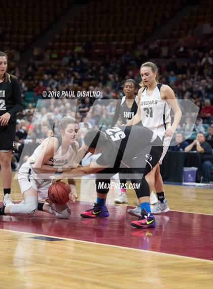 Thumbnail 3 in Pueblo South vs. Evergreen (CHSAA 4A State Final) photogallery.
