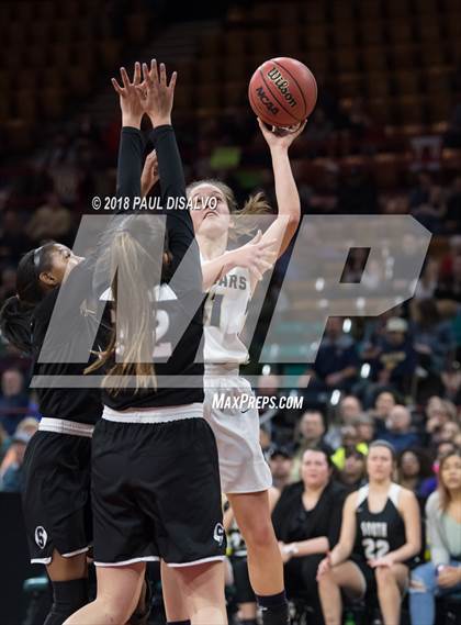 Thumbnail 1 in Pueblo South vs. Evergreen (CHSAA 4A State Final) photogallery.