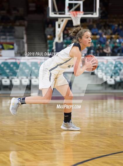 Thumbnail 2 in Pueblo South vs. Evergreen (CHSAA 4A State Final) photogallery.