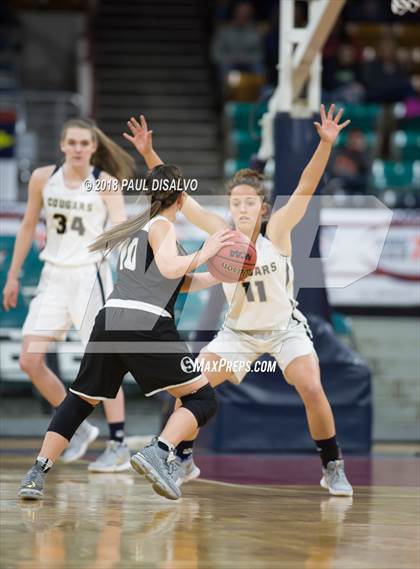 Thumbnail 3 in Pueblo South vs. Evergreen (CHSAA 4A State Final) photogallery.