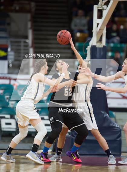 Thumbnail 3 in Pueblo South vs. Evergreen (CHSAA 4A State Final) photogallery.