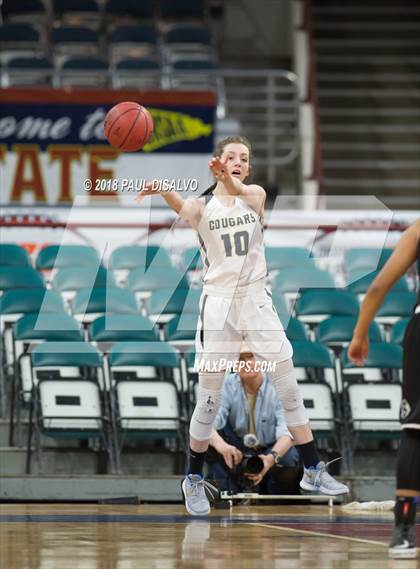 Thumbnail 2 in Pueblo South vs. Evergreen (CHSAA 4A State Final) photogallery.