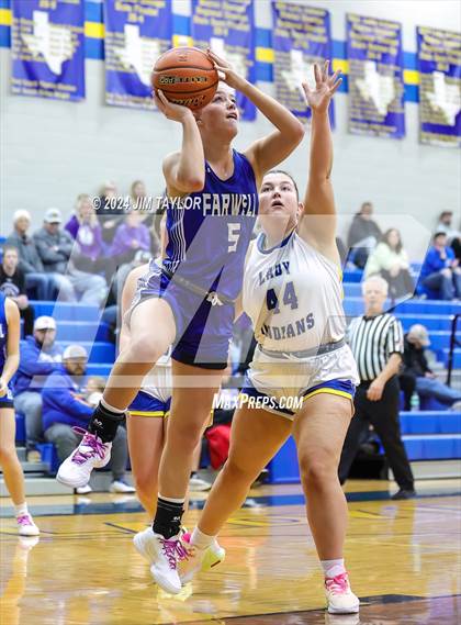 Thumbnail 1 in Lipan vs Farwell (HD Howard Classic) photogallery.