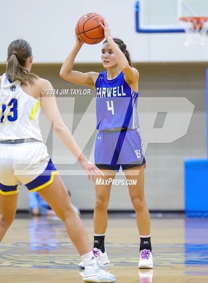 Thumbnail 2 in Lipan vs Farwell (HD Howard Classic) photogallery.