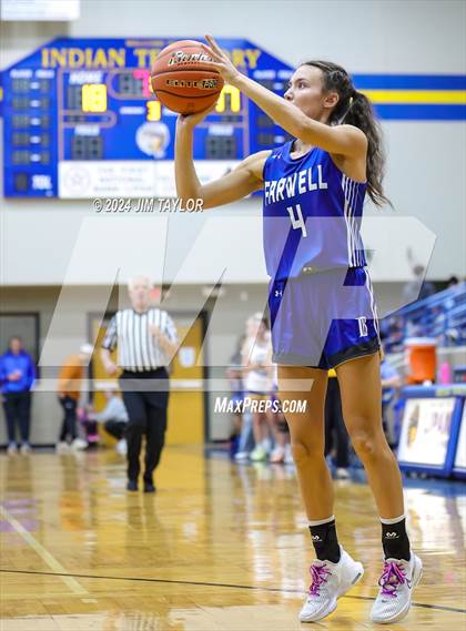 Thumbnail 3 in Lipan vs Farwell (HD Howard Classic) photogallery.