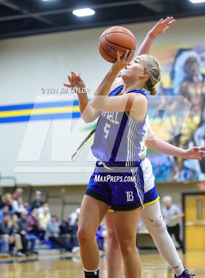 Thumbnail 3 in Lipan vs Farwell (HD Howard Classic) photogallery.