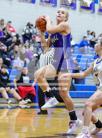 Thumbnail 3 in Lipan vs Farwell (HD Howard Classic) photogallery.